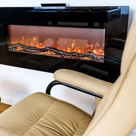 Apartment Grosse Terassen-wohnung Mit Grill, Playstation 5, Billardtisch Und Massagesessel Haan