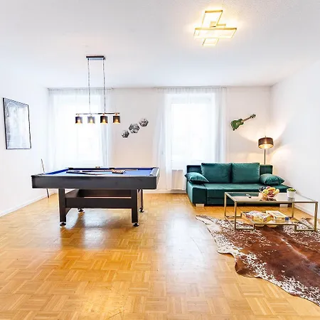 Grosse Terassen-wohnung Mit Grill, Playstation 5, Billardtisch Und Massagesessel 哈恩