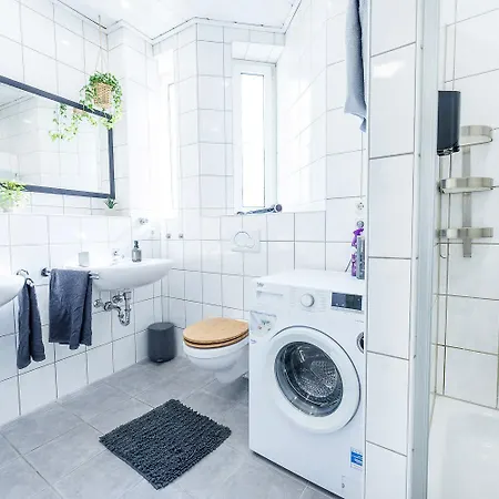 Apartment Große Terassen-wohnung Mit Grill, Playstation 5, Billardtisch Und Massagesessel *