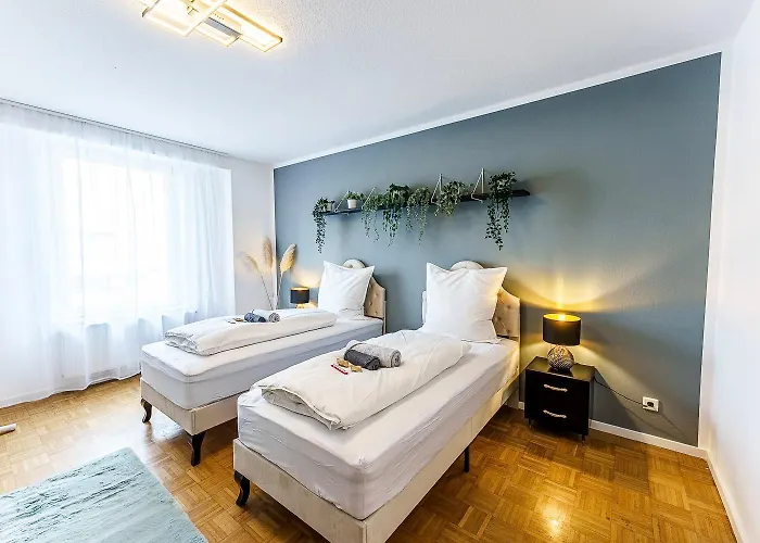 Grosse Terassen-wohnung Mit Grill, Playstation 5, Billardtisch Und Massagesessel