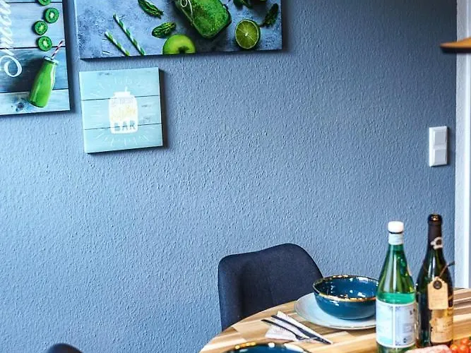 Grosse Terassen-wohnung Mit Grill, Playstation 5, Billardtisch Und Massagesessel Appartement *