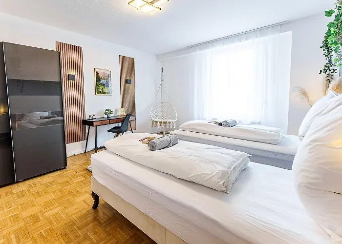 Appartement Grosse Terassen-wohnung Mit Grill, Playstation 5, Billardtisch Und Massagesessel Haan