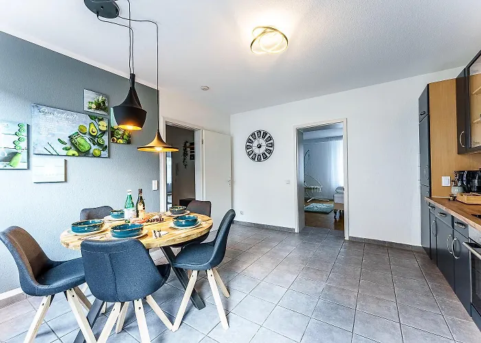 Appartement Grosse Terassen-wohnung Mit Grill, Playstation 5, Billardtisch Und Massagesessel